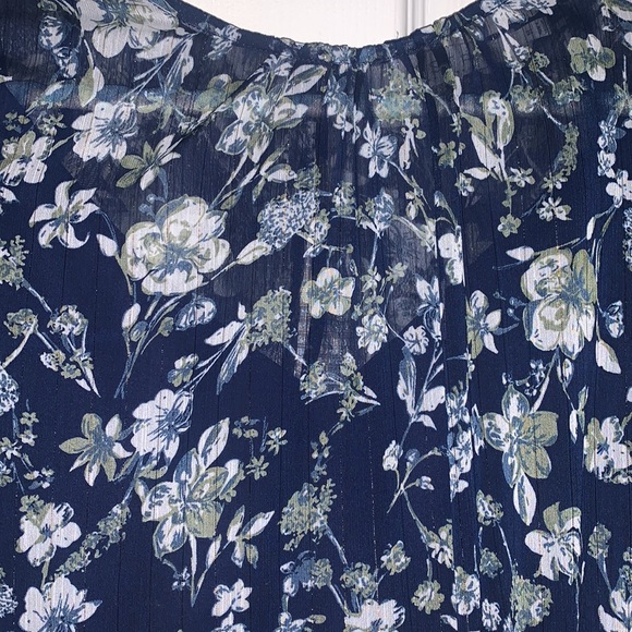 ASTR THE LABEL BEAUTIFUL FLORAL DRESS - Picture 5 of 10